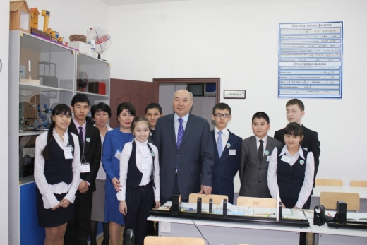 ҚР білім министрі Б.Т. Жұмағұловтың мектеп оқушыларымен кездесуі