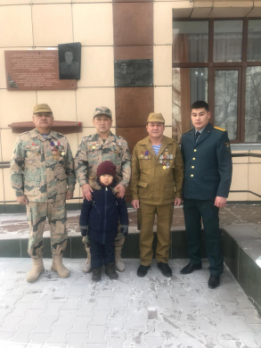 Лушин Игорь Владимировичтің есімі де бар.