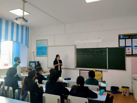 Жас маманадарға әдістемелік көмек көрсету