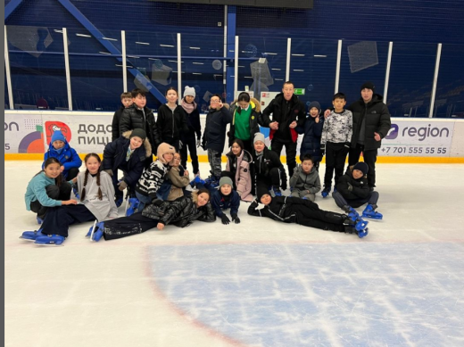 Салауатты өмір салтын насихаттау мақсатында лицей оқушылары қаламыздың ICE ARENA мұз сарайында коньки теуіп қайтты.