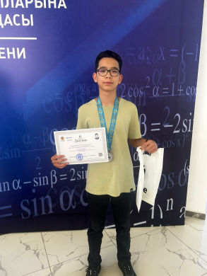 2025 жылғы 11-13 мамыр аралығында Тараз қаласында 7-8 сынып оқушылары арасында академик М. Өтелбаев атындағы «ОЙЛАН, ТАП» республикалық олимпиадасында 8-сынып оқушысы Ғаллам Әлішер ІІ дәрежелі дипломымен марапатталды.