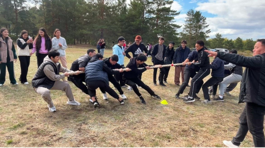 13 қыркүйек Қамқоршылық кеңесі мен әкелер кеңесінің ұйымдастыруымен лицейіміздің 5-11-сынып оқушылары, ата – аналар және мұғалімдер үшін «Денсаулық күні» өткізілді. 